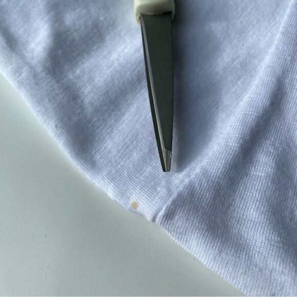 Disney Epcot t-shirt embroidered logo white - Picture 7 of 11